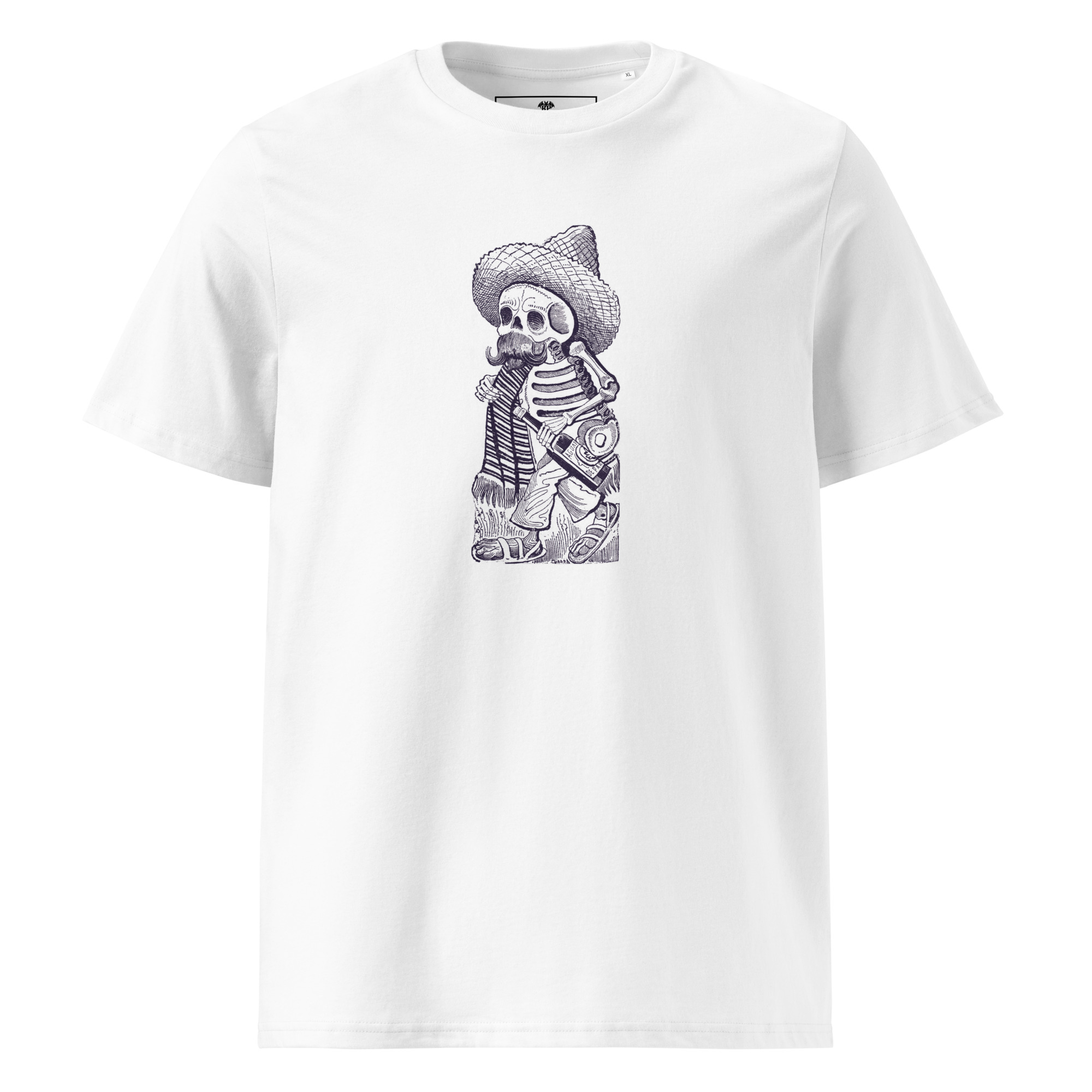 Posada 1910 – Calavera mit Flasche T-Shirt aus Bio-Baumwolle – Bild 6